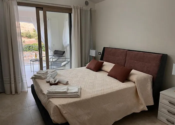 Lamefata 3* San Teodoro (Sardinia)